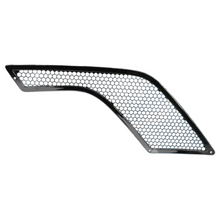REJILLA DE COFRE PARA VOLVO VNL 3RA GENERACIÓN PLAST CROM DER
