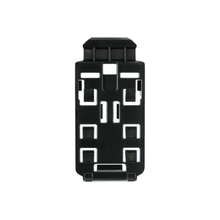 RETENEDOR DE ESTRIBO CUBRETANQUE CENTRAL PARA VOLVO VNL 4TA GEN 2/2