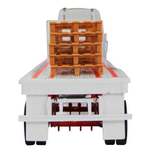 TRACTOCAMION FREIGHTLINER CENTURY CLASS C/ PLATAFORMA Y TARIMAS ESCALA 1:32